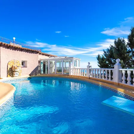 Villa Velvet