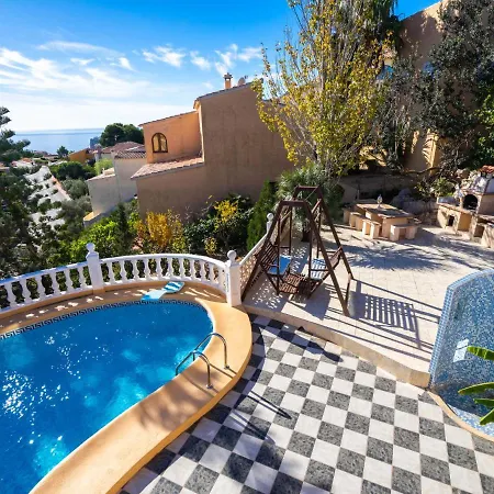 Velvet Villa